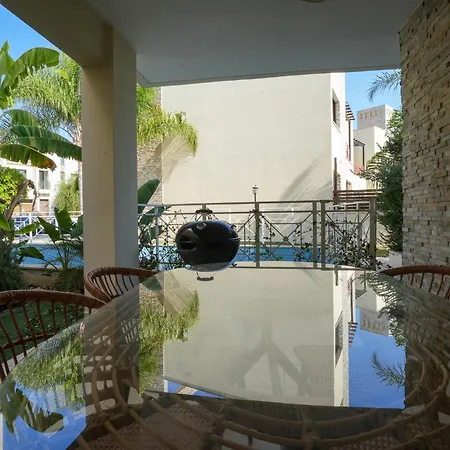 Aqua House Valentino * Limassol